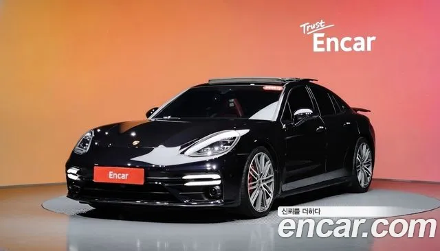 Porsche Panamera 2020
