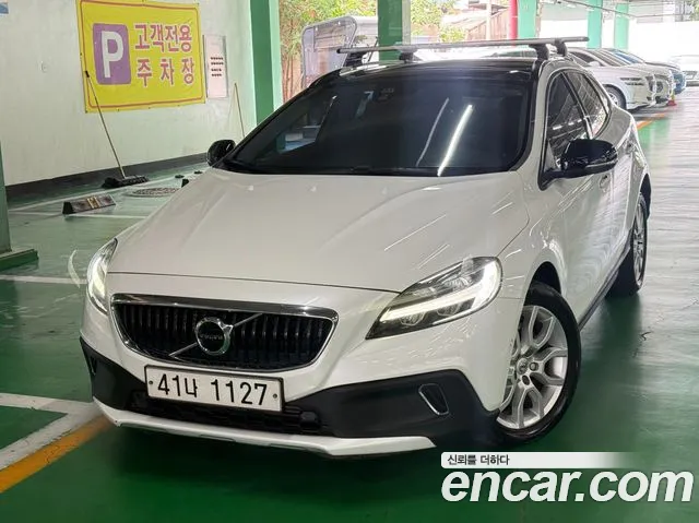 Volvo V40 2018