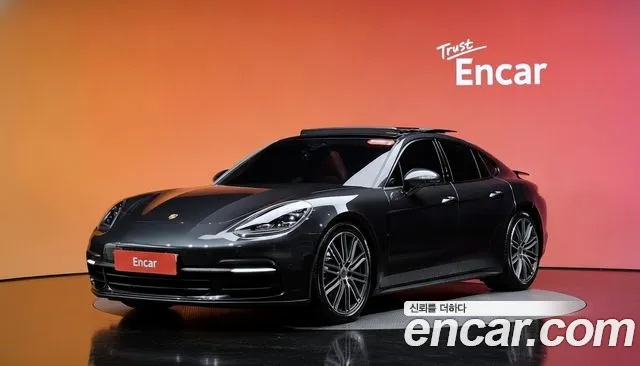 Porsche Panamera 2020