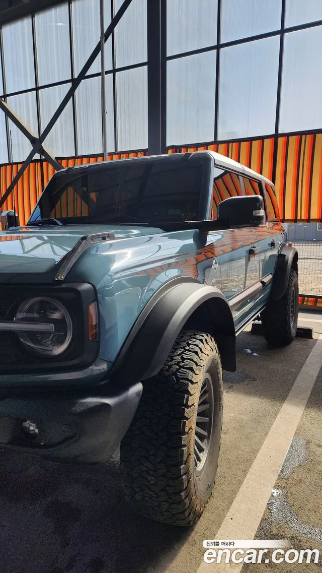 Ford Bronco 2022
