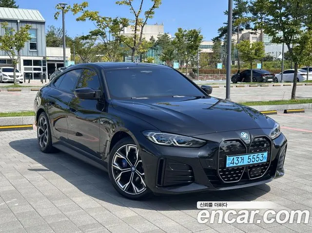 BMW i4 2023