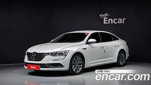Renault SM6 2016