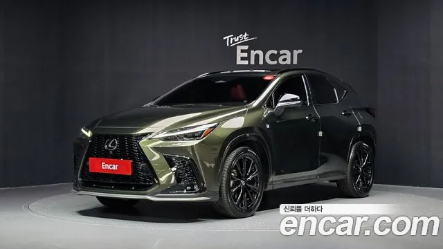 Lexus NX 2023