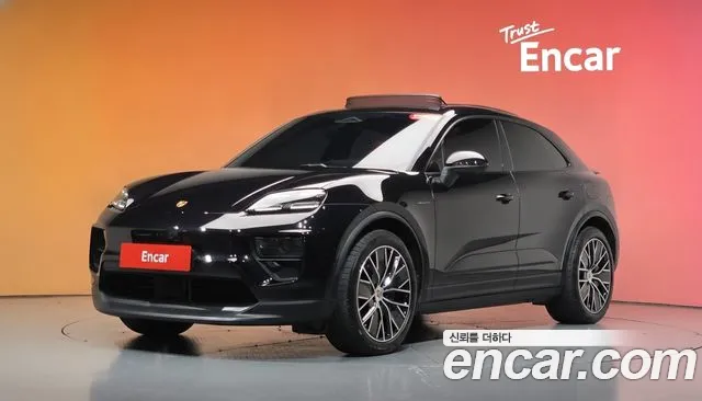Porsche Macan 2025