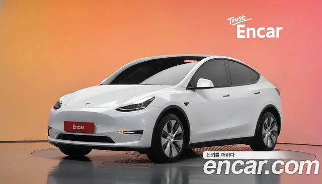 Tesla Model Y 2022