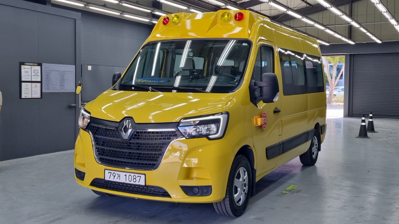 Renault Master 2021