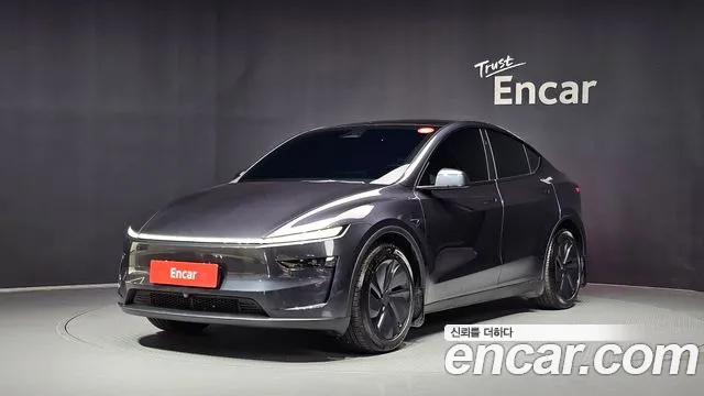 Tesla Model Y 2026