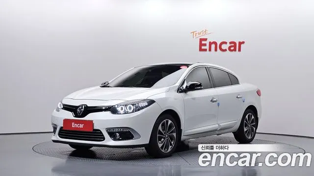 Renault SM3 2015