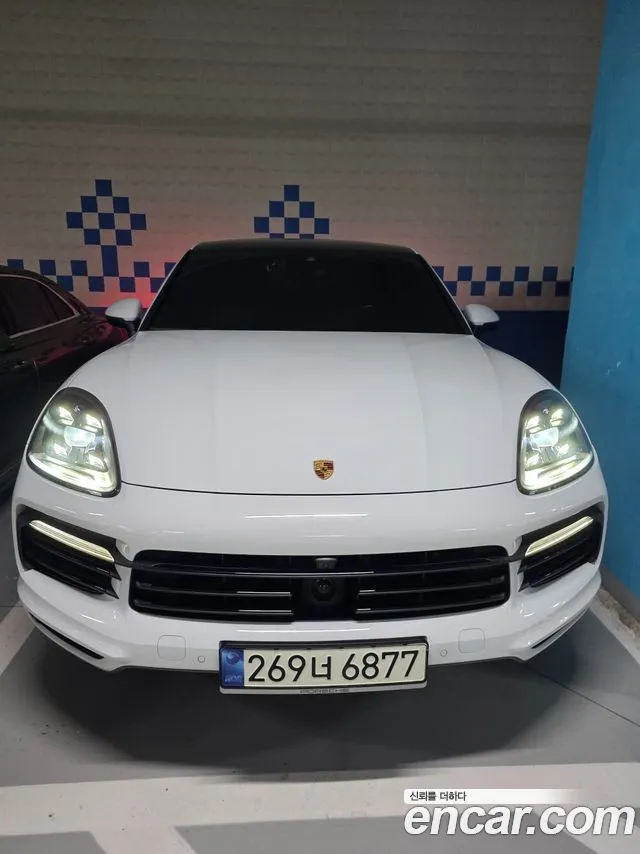 Porsche Cayenne 2021