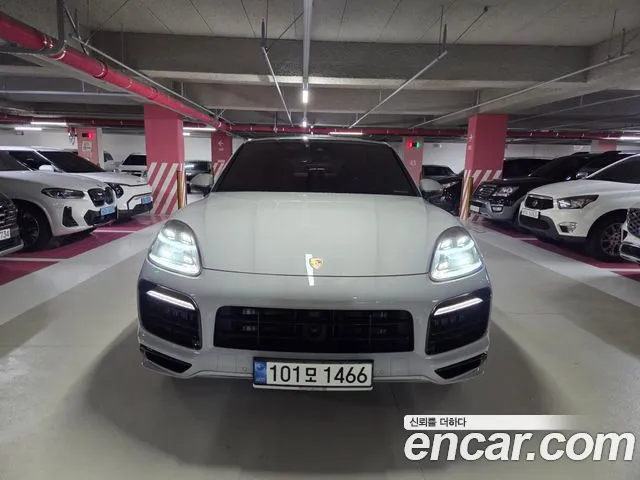 Porsche Cayenne 2022