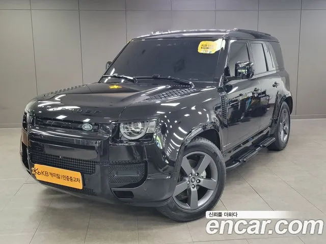 Land Rover Defender 2025