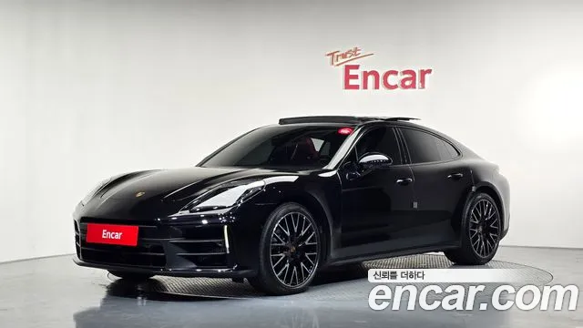 Porsche Panamera 2025