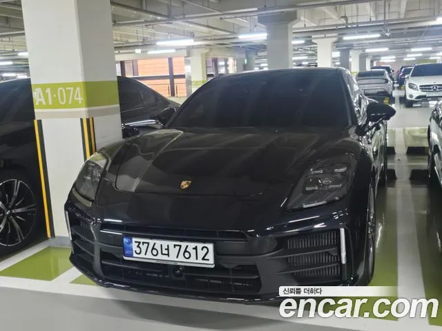 Porsche Panamera 2024