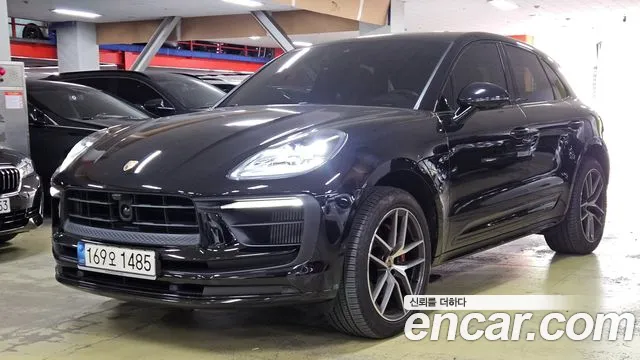 Porsche Macan 2022