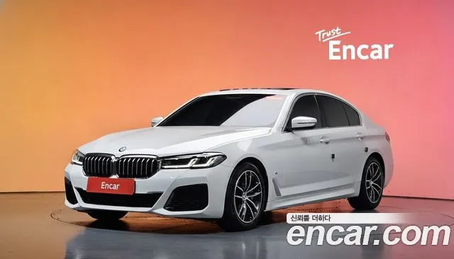BMW 5-Series 2022