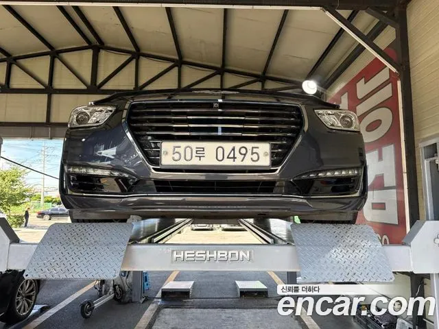 Genesis EQ900 2016