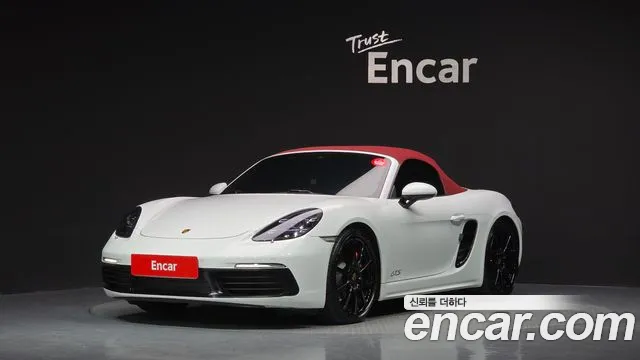 Porsche 718 2016