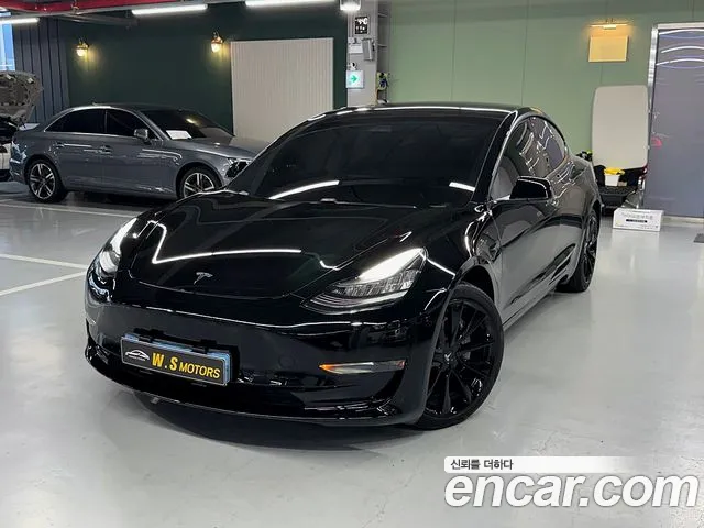 Tesla Model 3 2020