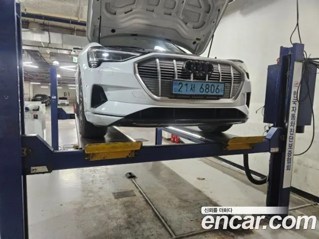 Audi e-tron 2020
