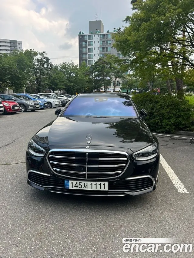 Mercedes-Benz S-Class 2022