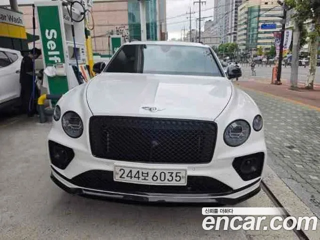 Bentley Bentayga 2023