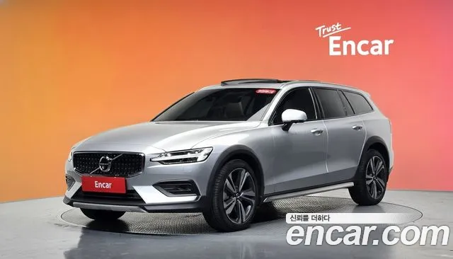 Volvo V60 2021