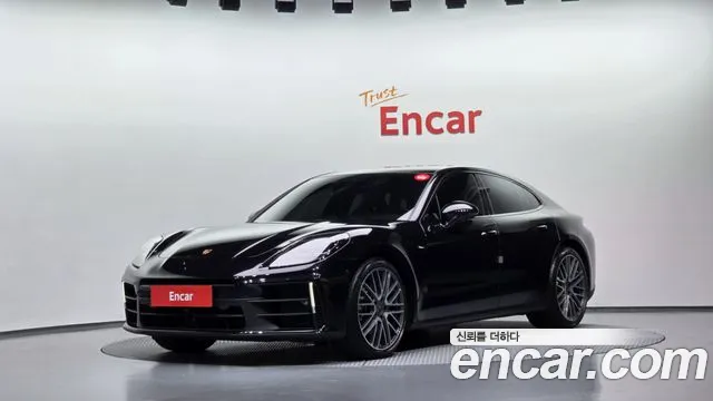 Porsche Panamera 2024