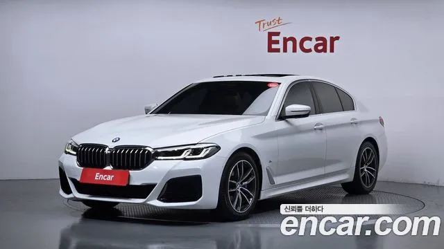BMW 5-Series 2023