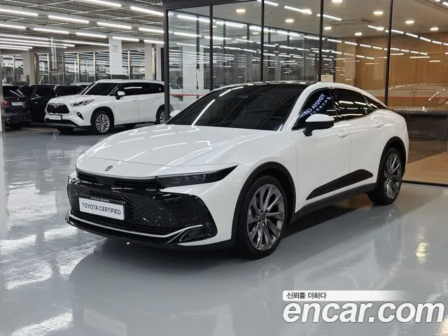 Toyota Crown 2023