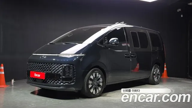 Hyundai Staria 2021