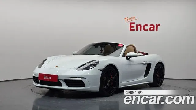 Porsche 718 2016