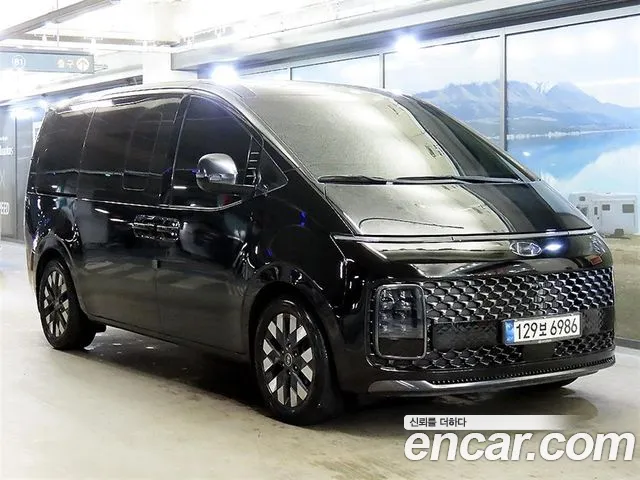 Hyundai Staria 2021