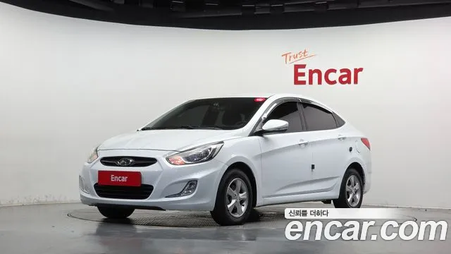 Hyundai Accent 2012