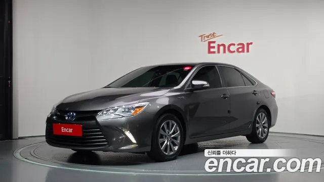 Toyota Camry 2016