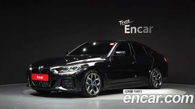 BMW i4 2023