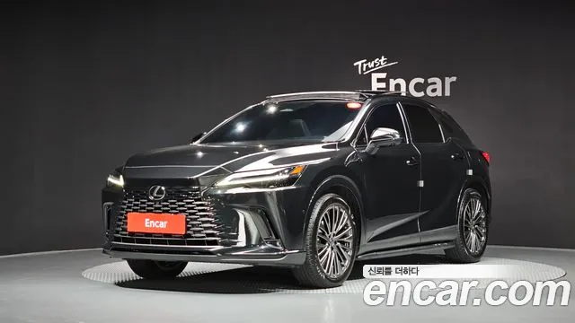 Lexus RX 2024