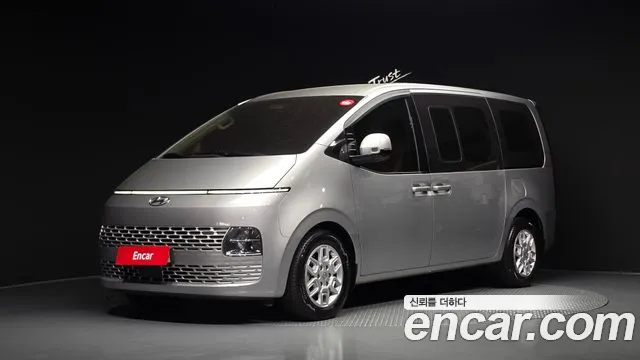 Hyundai Staria 2021