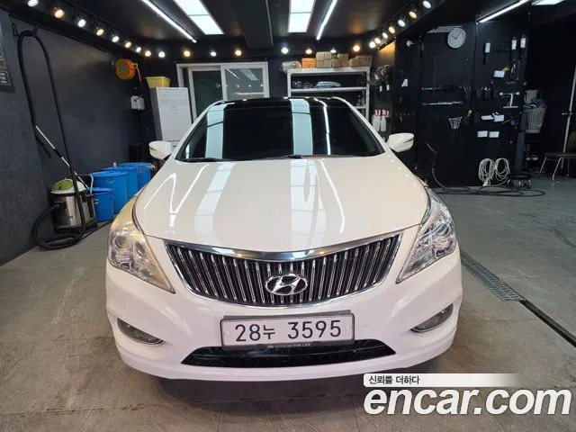 Hyundai Grandeur 2011