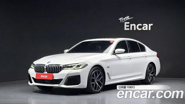 BMW 5-Series 2022