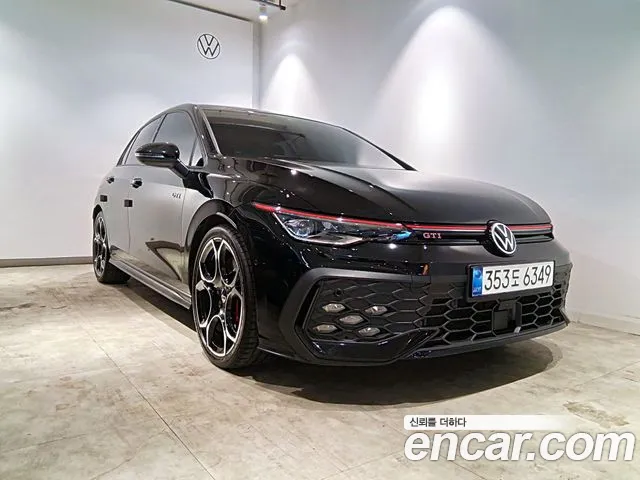 Volkswagen Golf 2025