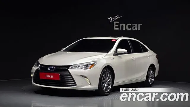 Toyota Camry 2016