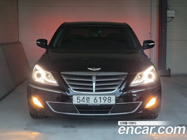 Hyundai Genesis 2011