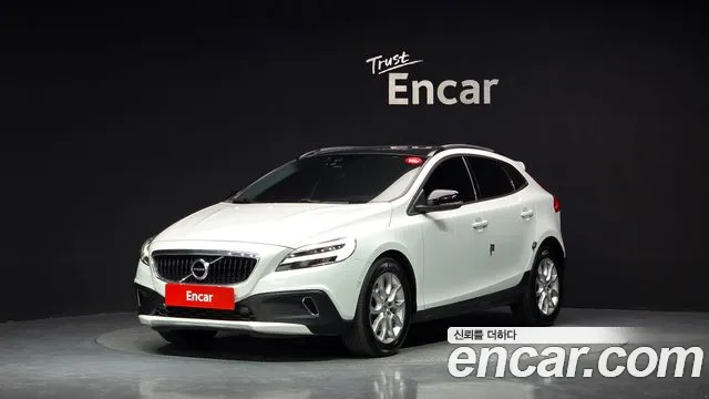 Volvo V40 2017