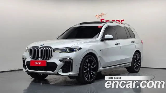 BMW X7 2021