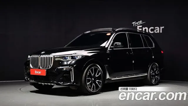 BMW X7 2021