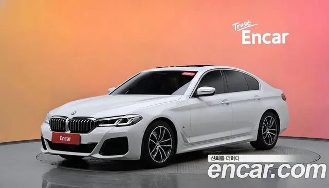 BMW 5-Series 2022