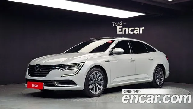 Renault SM6 2016