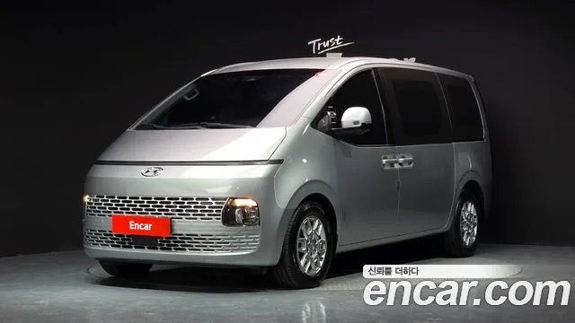 Hyundai Staria 2021