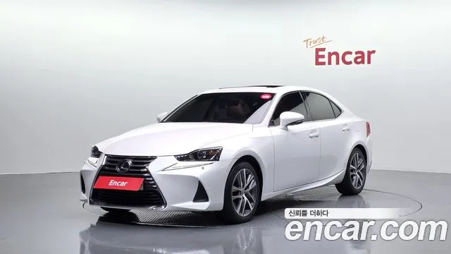 Lexus IS 2017