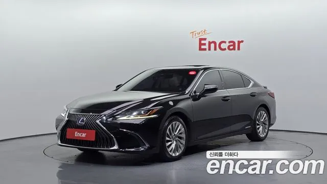 Lexus ES 2019